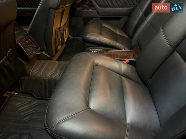 Синий Мерседес С Класс, объемом двигателя 6 л и пробегом 216 тыс. км за 15500 $, фото 13 на Automoto.ua