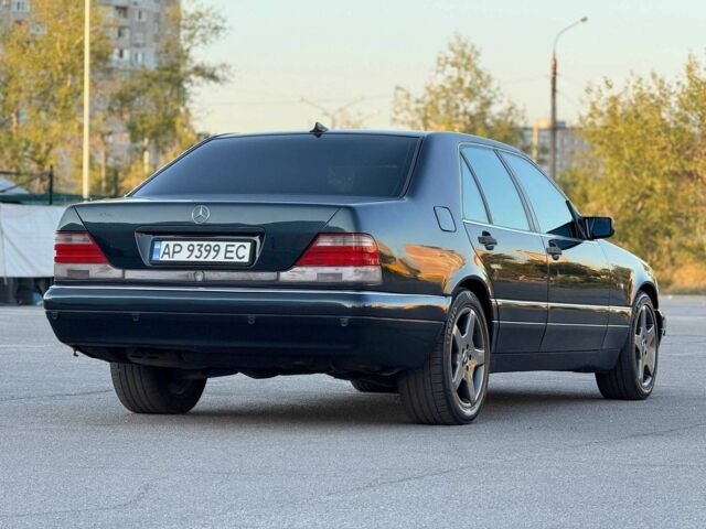 Синій Мерседес С Клас, об'ємом двигуна 3.2 л та пробігом 235 тис. км за 8499 $, фото 5 на Automoto.ua