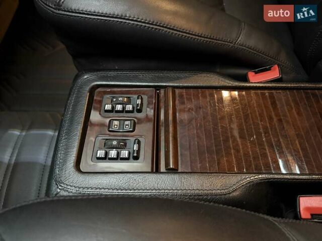 Синий Мерседес С Класс, объемом двигателя 6 л и пробегом 216 тыс. км за 15500 $, фото 18 на Automoto.ua