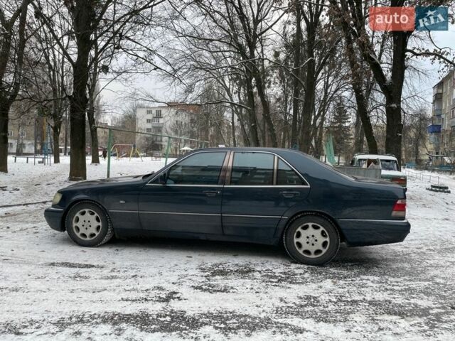 Синий Мерседес С Класс, объемом двигателя 3 л и пробегом 500 тыс. км за 9500 $, фото 12 на Automoto.ua