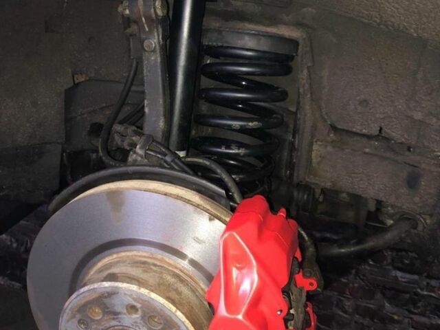 Синій Мерседес С Клас, об'ємом двигуна 3.2 л та пробігом 380 тис. км за 6500 $, фото 7 на Automoto.ua