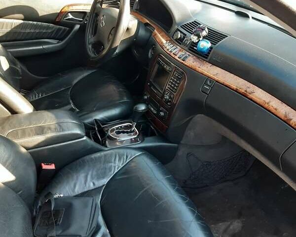 Синій Мерседес С Клас, об'ємом двигуна 5 л та пробігом 240 тис. км за 2999 $, фото 16 на Automoto.ua