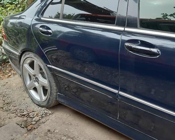 Синій Мерседес С Клас, об'ємом двигуна 5 л та пробігом 240 тис. км за 2999 $, фото 7 на Automoto.ua