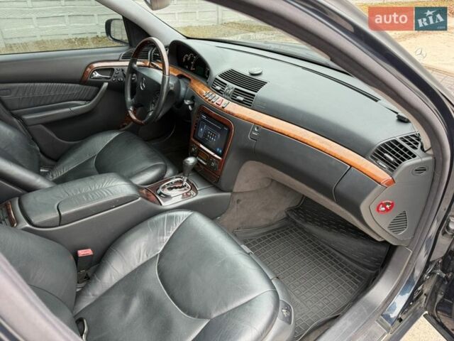 Синий Мерседес С Класс, объемом двигателя 3.22 л и пробегом 340 тыс. км за 5600 $, фото 20 на Automoto.ua