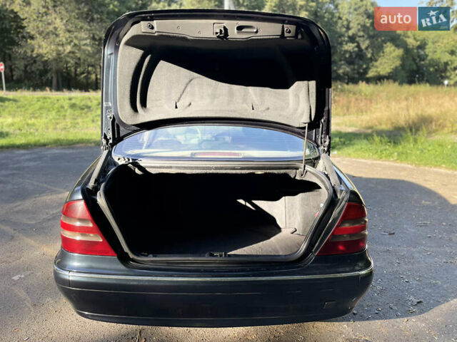 Синий Мерседес С Класс, объемом двигателя 3.22 л и пробегом 349 тыс. км за 5900 $, фото 11 на Automoto.ua