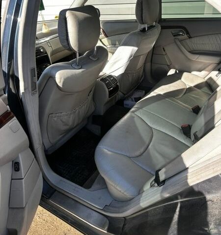 Синий Мерседес С Класс, объемом двигателя 3.22 л и пробегом 400 тыс. км за 3700 $, фото 2 на Automoto.ua