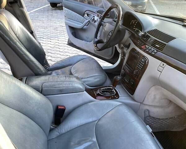 Синій Мерседес С Клас, об'ємом двигуна 4 л та пробігом 417 тис. км за 4500 $, фото 11 на Automoto.ua