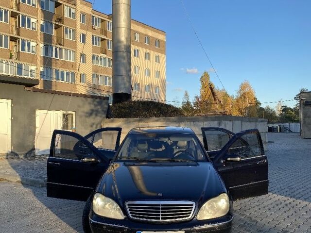 Синій Мерседес С Клас, об'ємом двигуна 4 л та пробігом 417 тис. км за 4500 $, фото 2 на Automoto.ua