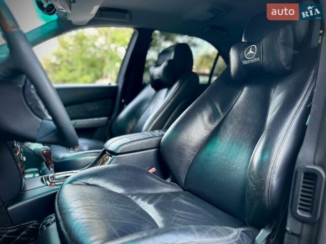Синій Мерседес С Клас, об'ємом двигуна 5 л та пробігом 360 тис. км за 7177 $, фото 18 на Automoto.ua