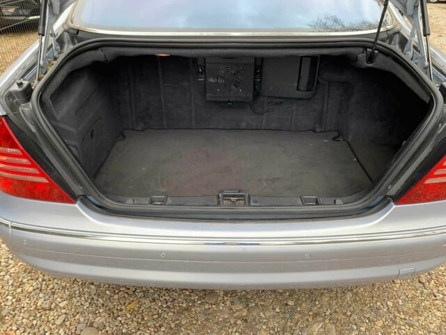 Синий Мерседес С Класс, объемом двигателя 5 л и пробегом 400 тыс. км за 5300 $, фото 12 на Automoto.ua