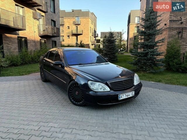 Синий Мерседес С Класс, объемом двигателя 4 л и пробегом 444 тыс. км за 5890 $, фото 9 на Automoto.ua