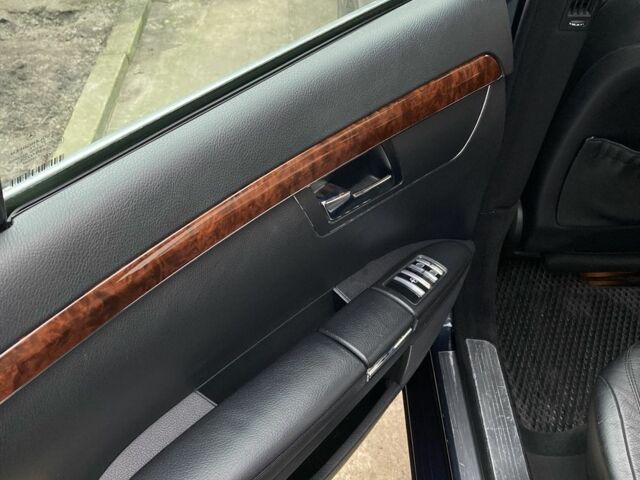 Синий Мерседес С Класс, объемом двигателя 3.5 л и пробегом 244 тыс. км за 8500 $, фото 10 на Automoto.ua