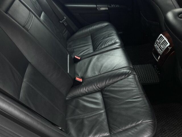 Синий Мерседес С Класс, объемом двигателя 3.5 л и пробегом 244 тыс. км за 8500 $, фото 6 на Automoto.ua