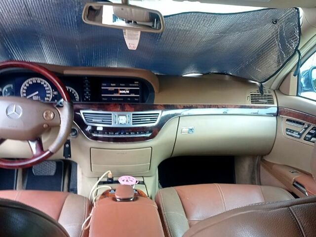 Синий Мерседес С Класс, объемом двигателя 3.5 л и пробегом 500 тыс. км за 8200 $, фото 5 на Automoto.ua