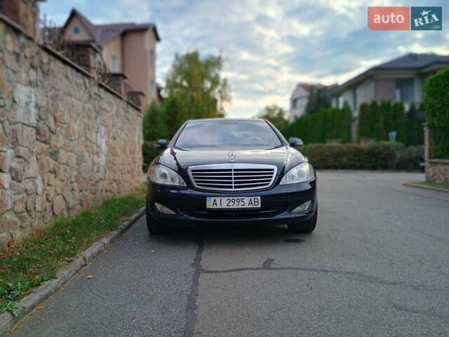 Синий Мерседес С Класс, объемом двигателя 5.5 л и пробегом 350 тыс. км за 11300 $, фото 46 на Automoto.ua