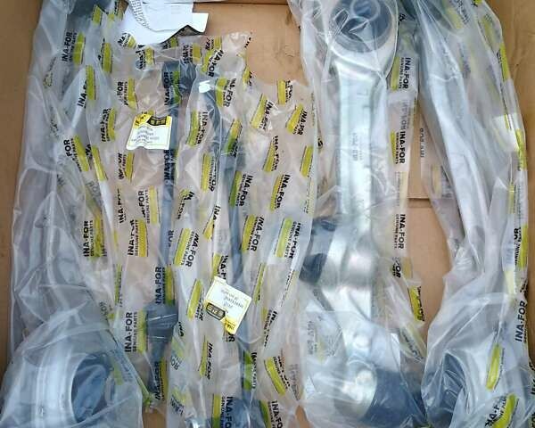 Синий Мерседес С Класс, объемом двигателя 5.5 л и пробегом 350 тыс. км за 11300 $, фото 47 на Automoto.ua