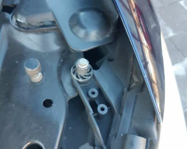 Синий Мерседес С Класс, объемом двигателя 5.5 л и пробегом 350 тыс. км за 11300 $, фото 101 на Automoto.ua