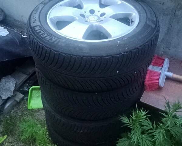 Синий Мерседес С Класс, объемом двигателя 5.5 л и пробегом 350 тыс. км за 11300 $, фото 73 на Automoto.ua