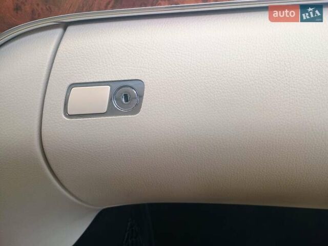 Синий Мерседес С Класс, объемом двигателя 5.5 л и пробегом 350 тыс. км за 11300 $, фото 17 на Automoto.ua