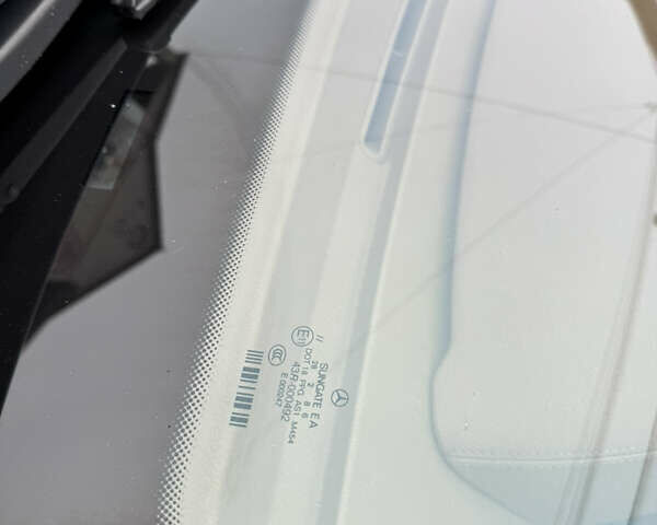 Синий Мерседес С Класс, объемом двигателя 5.46 л и пробегом 190 тыс. км за 9850 $, фото 44 на Automoto.ua