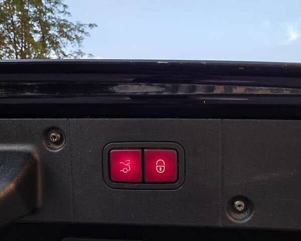 Синий Мерседес С Класс, объемом двигателя 5.46 л и пробегом 288 тыс. км за 8599 $, фото 35 на Automoto.ua