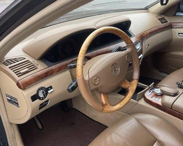 Мерседес С Класс 2007 в Хмельницком на Automoto.ua Синий Мерседес С Класс, объемом двигателя 3 л и пробегом 240 тыс. км за 10500 $, фото 10 на Automoto.ua