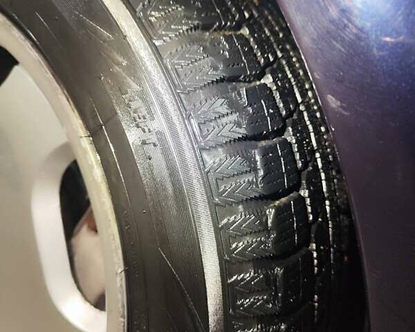 Синій Мерседес С Клас, об'ємом двигуна 3.2 л та пробігом 318 тис. км за 11400 $, фото 14 на Automoto.ua