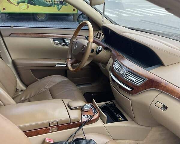 Мерседес С Класс 2007 в Хмельницком на Automoto.ua Синий Мерседес С Класс, объемом двигателя 3 л и пробегом 240 тыс. км за 10500 $, фото 2 на Automoto.ua
