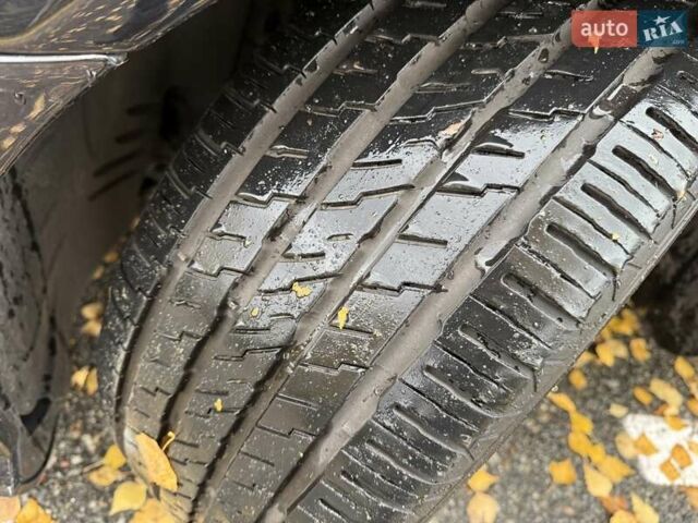 Мерседес С Класс 2008 в Киеве на Automoto.ua Синий Мерседес С Класс, объемом двигателя 5.46 л и пробегом 231 тыс. км за 13900 $, фото 8 на Automoto.ua