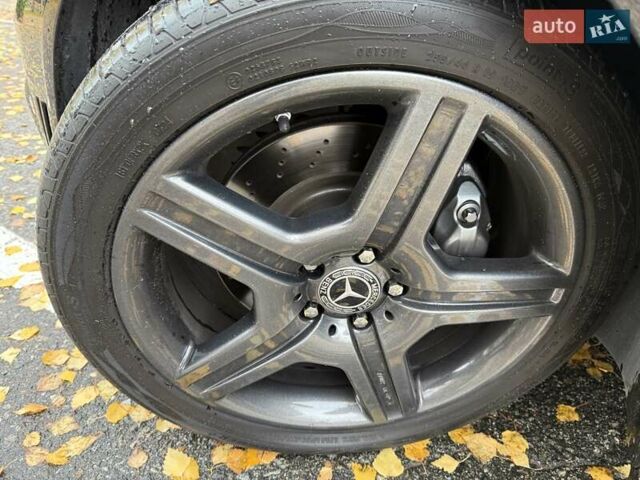 Мерседес С Класс 2008 в Киеве на Automoto.ua Синий Мерседес С Класс, объемом двигателя 5.46 л и пробегом 231 тыс. км за 13900 $, фото 9 на Automoto.ua