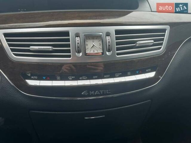 Синий Мерседес С Класс, объемом двигателя 2.99 л и пробегом 290 тыс. км за 17000 $, фото 26 на Automoto.ua