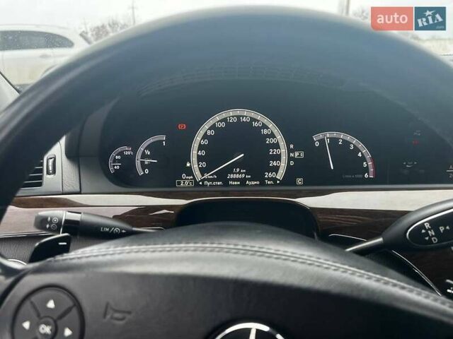 Синий Мерседес С Класс, объемом двигателя 2.99 л и пробегом 290 тыс. км за 17000 $, фото 23 на Automoto.ua