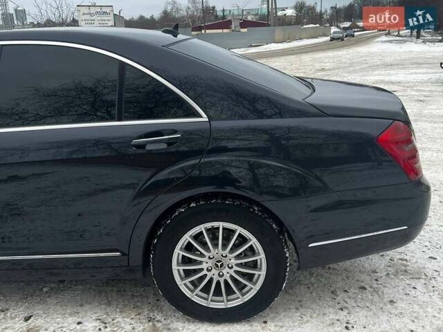 Синий Мерседес С Класс, объемом двигателя 2.99 л и пробегом 290 тыс. км за 17000 $, фото 10 на Automoto.ua