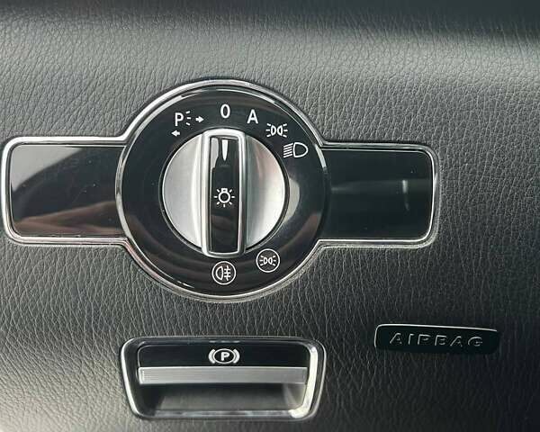 Синий Мерседес С Класс, объемом двигателя 2.99 л и пробегом 290 тыс. км за 17000 $, фото 27 на Automoto.ua