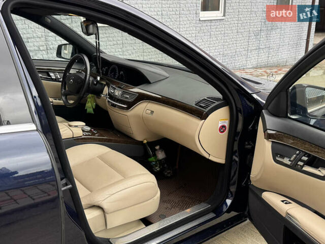 Синий Мерседес С Класс, объемом двигателя 2.14 л и пробегом 151 тыс. км за 22000 $, фото 26 на Automoto.ua