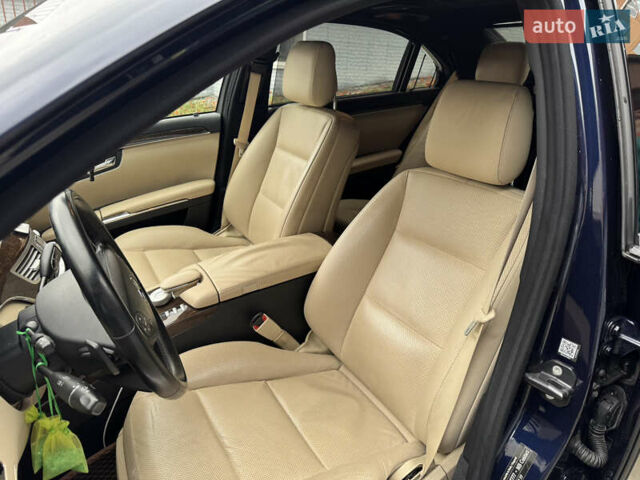 Синий Мерседес С Класс, объемом двигателя 2.14 л и пробегом 151 тыс. км за 22000 $, фото 12 на Automoto.ua