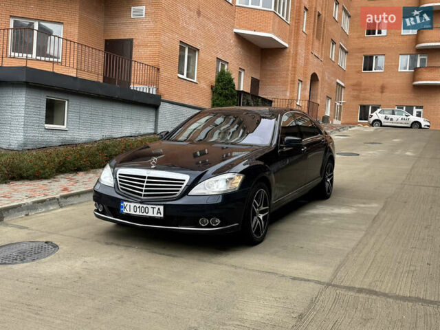 Синий Мерседес С Класс, объемом двигателя 2.14 л и пробегом 151 тыс. км за 22000 $, фото 2 на Automoto.ua