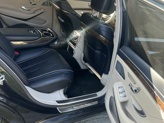 Синий Мерседес С Класс, объемом двигателя 4.7 л и пробегом 150 тыс. км за 32000 $, фото 3 на Automoto.ua