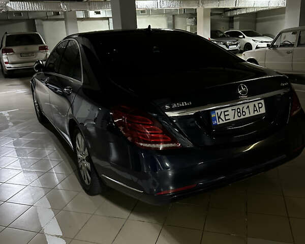 Синий Мерседес С Класс, объемом двигателя 2.99 л и пробегом 235 тыс. км за 43000 $, фото 1 на Automoto.ua