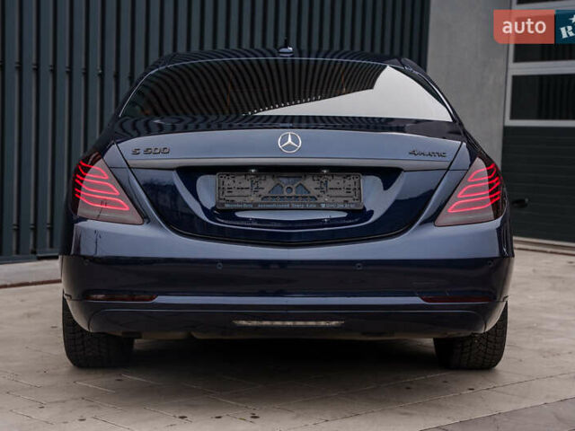 Синий Мерседес С Класс, объемом двигателя 2.99 л и пробегом 117 тыс. км за 44800 $, фото 2 на Automoto.ua