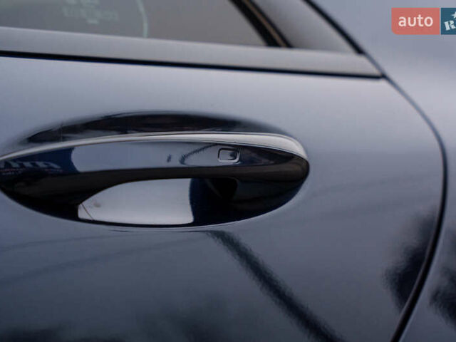 Синий Мерседес С Класс, объемом двигателя 2.99 л и пробегом 117 тыс. км за 44800 $, фото 6 на Automoto.ua