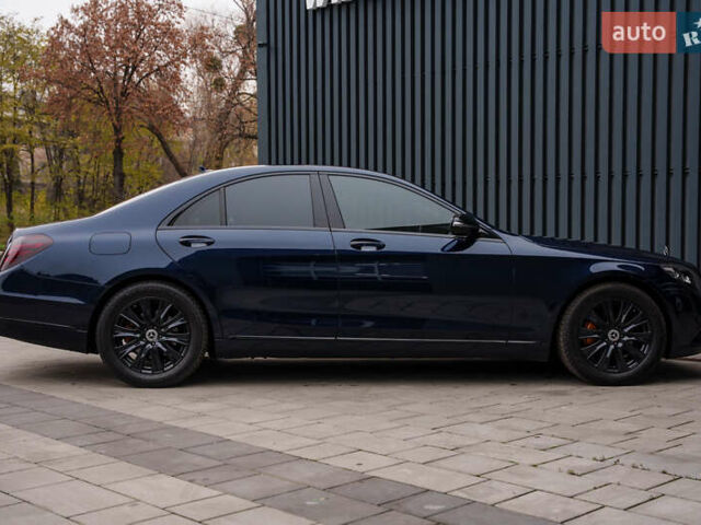 Синий Мерседес С Класс, объемом двигателя 2.99 л и пробегом 117 тыс. км за 44800 $, фото 5 на Automoto.ua