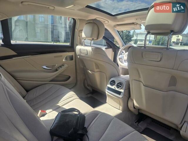 Синий Мерседес С Класс, объемом двигателя 3 л и пробегом 180 тыс. км за 50000 $, фото 1 на Automoto.ua