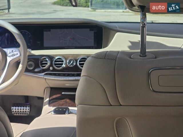 Синий Мерседес С Класс, объемом двигателя 3 л и пробегом 180 тыс. км за 50000 $, фото 4 на Automoto.ua