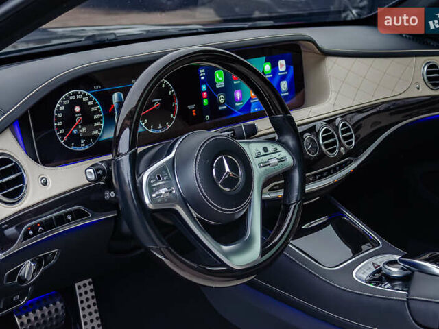 Синий Мерседес С Класс, объемом двигателя 3.98 л и пробегом 120 тыс. км за 47777 $, фото 20 на Automoto.ua