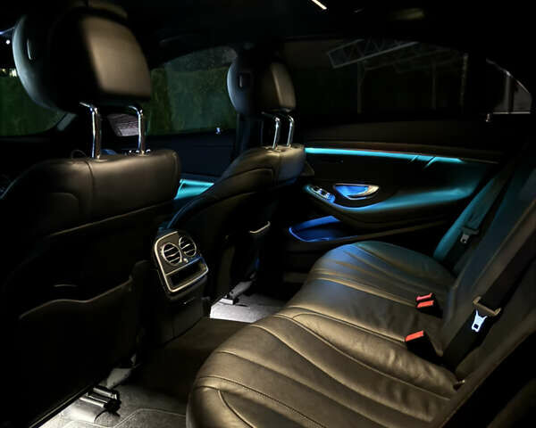 Синий Мерседес С Класс, объемом двигателя 2.99 л и пробегом 80 тыс. км за 55000 $, фото 3 на Automoto.ua