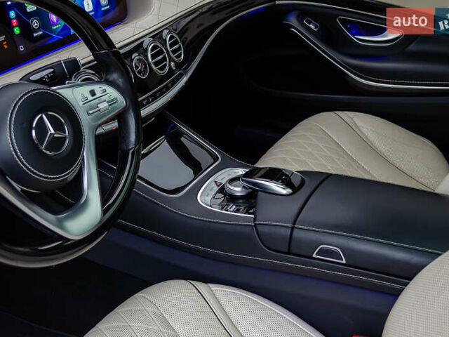 Синий Мерседес С Класс, объемом двигателя 3.98 л и пробегом 120 тыс. км за 47777 $, фото 26 на Automoto.ua