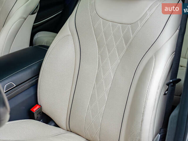 Синий Мерседес С Класс, объемом двигателя 3.98 л и пробегом 120 тыс. км за 47777 $, фото 31 на Automoto.ua