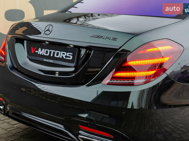 Синий Мерседес С Класс, объемом двигателя 3.98 л и пробегом 120 тыс. км за 47777 $, фото 14 на Automoto.ua