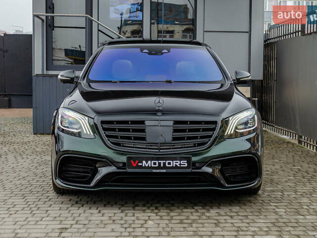 Синий Мерседес С Класс, объемом двигателя 3.98 л и пробегом 120 тыс. км за 47777 $, фото 4 на Automoto.ua